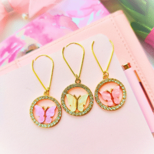 dangles
